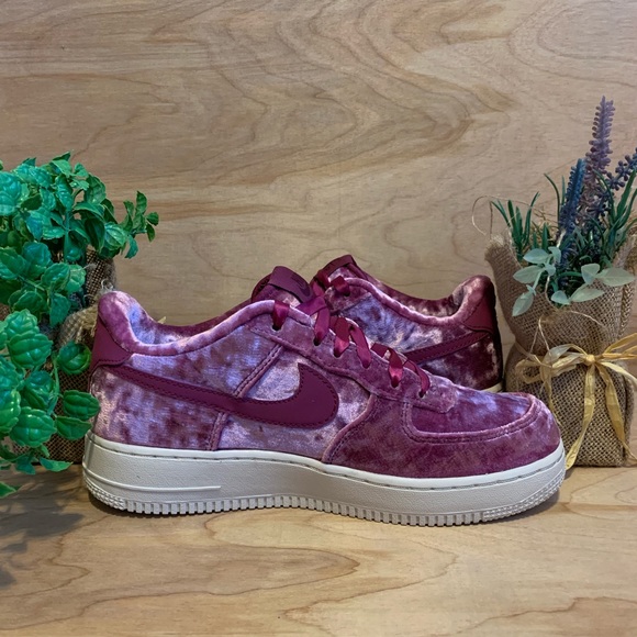 SOLD OUT ❌Nike Velvet Air Force 1 LV8 - Picture 5 of 8